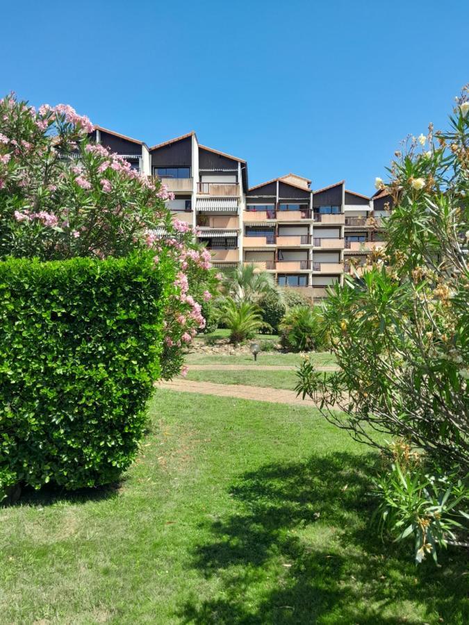 Joli 2 Pieces Sur Le Port Avec Piscine, Terrasse, Parking Lejlighed Capbreton Eksteriør billede